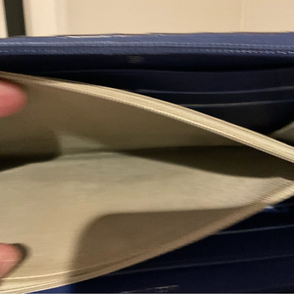 *AUTHENTIC* Chanel Zip Around Wallet - Picture 5 of 7